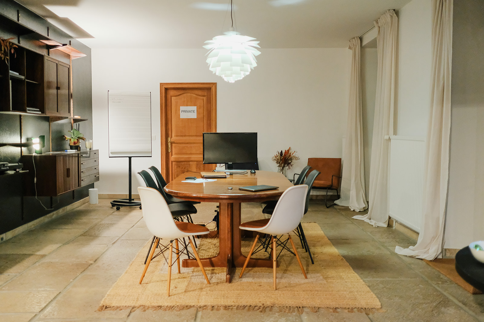 vintage room in boardroom setup, Villa Parkbos